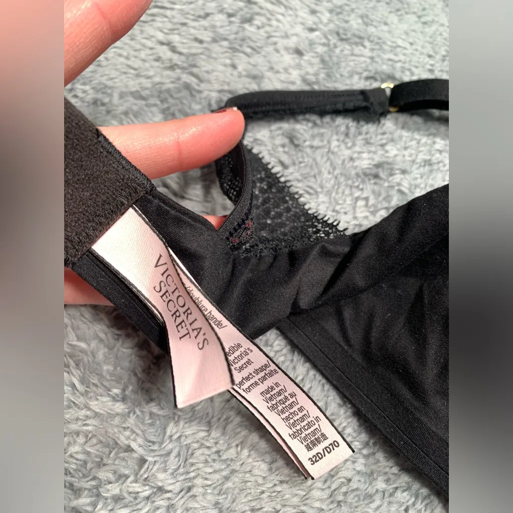 Victoria’s Secret incredible perfect shape Black lace Bra 32D - Image 8