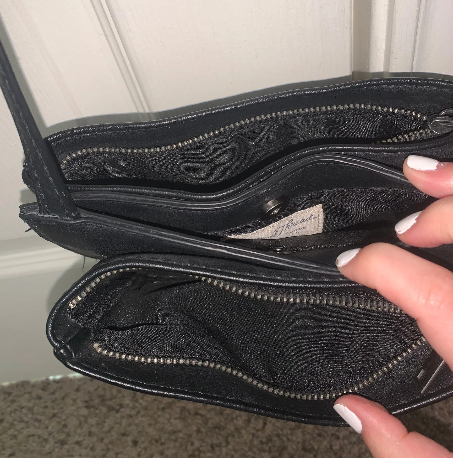 Black Cross Body Purse - Image 3