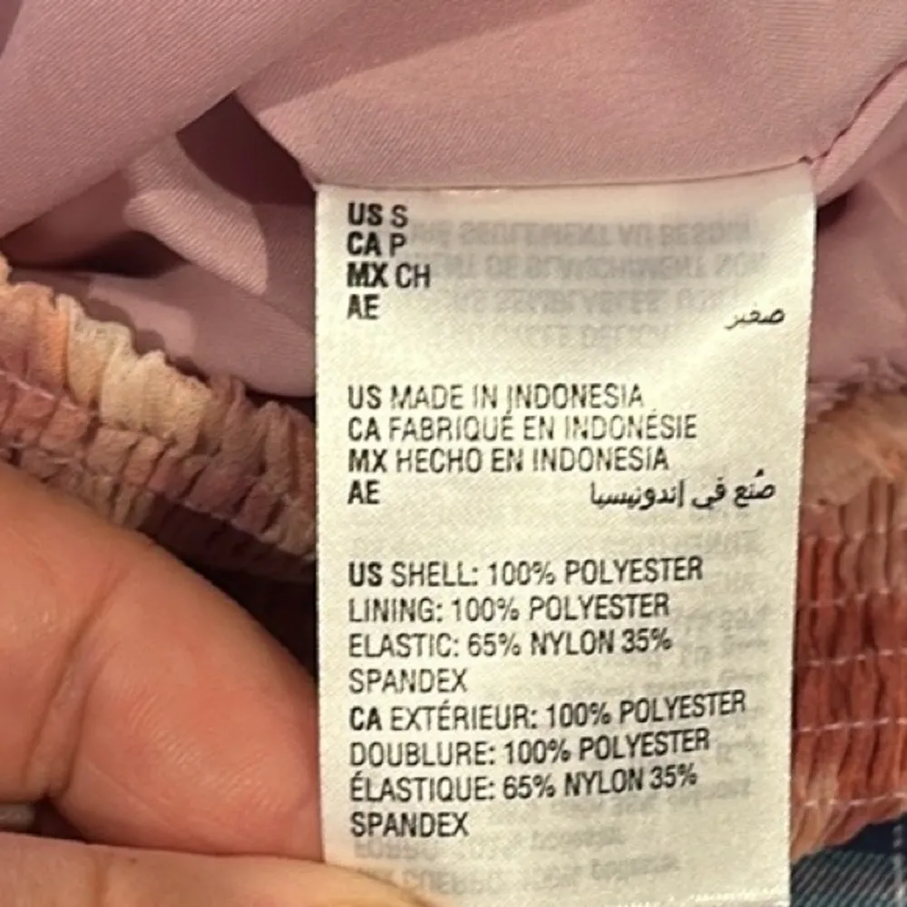 BAR III CROPPED LONG SLEEVE SMOCKED ETHEREAL EARTH PINK FLORAL TOP S - Image 6