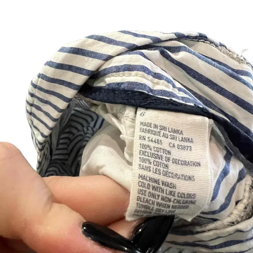 American Eagle Women's Long Blue & White Striped‎ Pattern Bermuda Shorts Size 6 - Image 3
