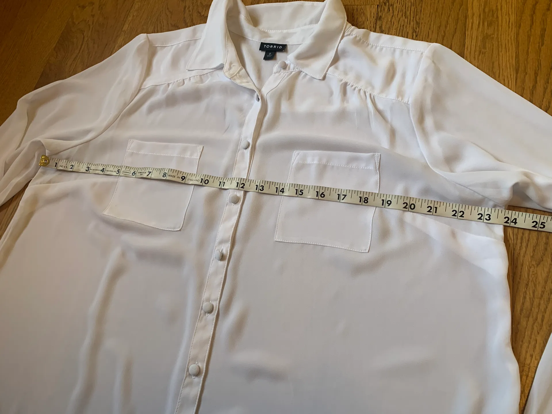 Torrid long sleeve white button up blouse size 0 - Image 7