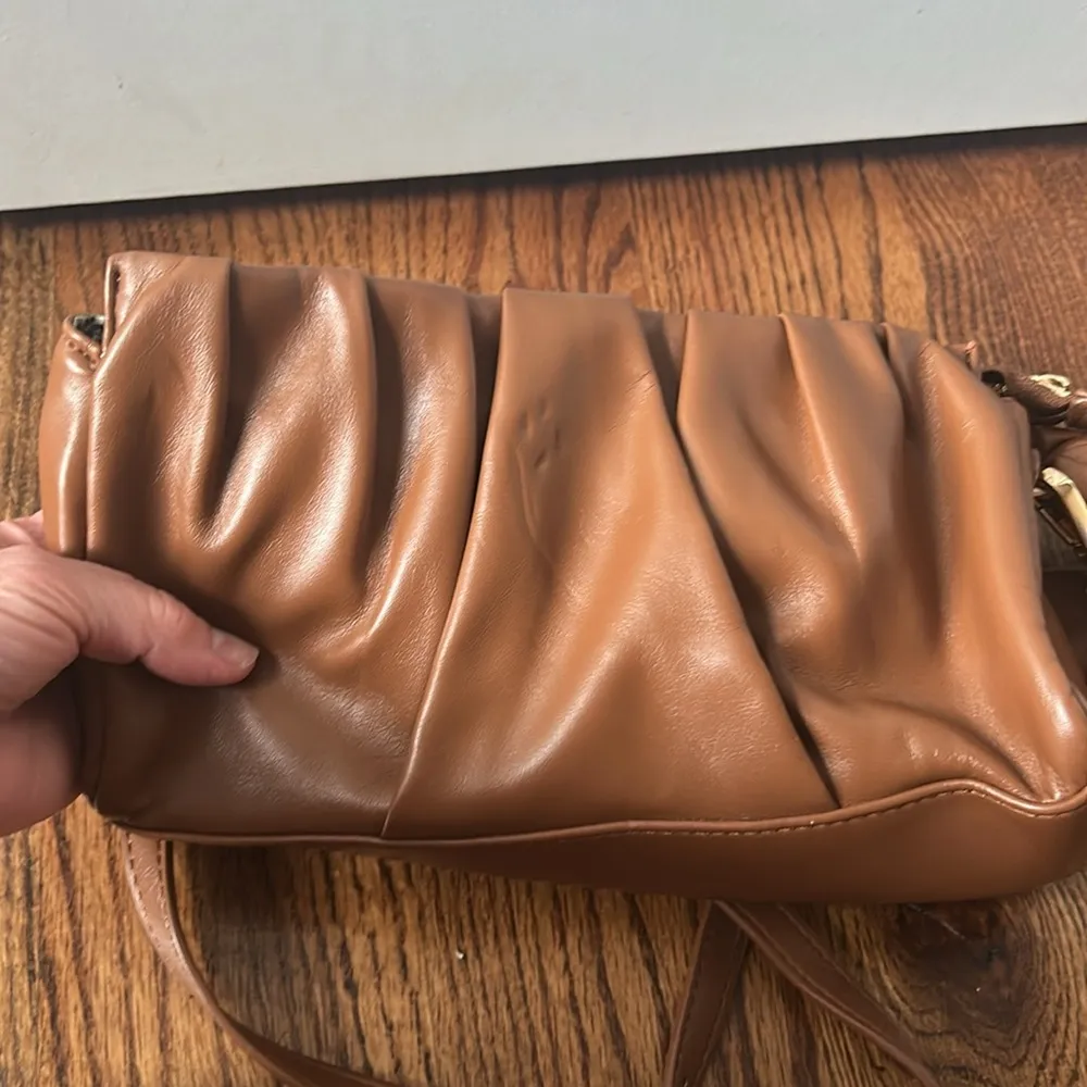 Urban Expressions Crossbody/Shoulder Bag - Image 4