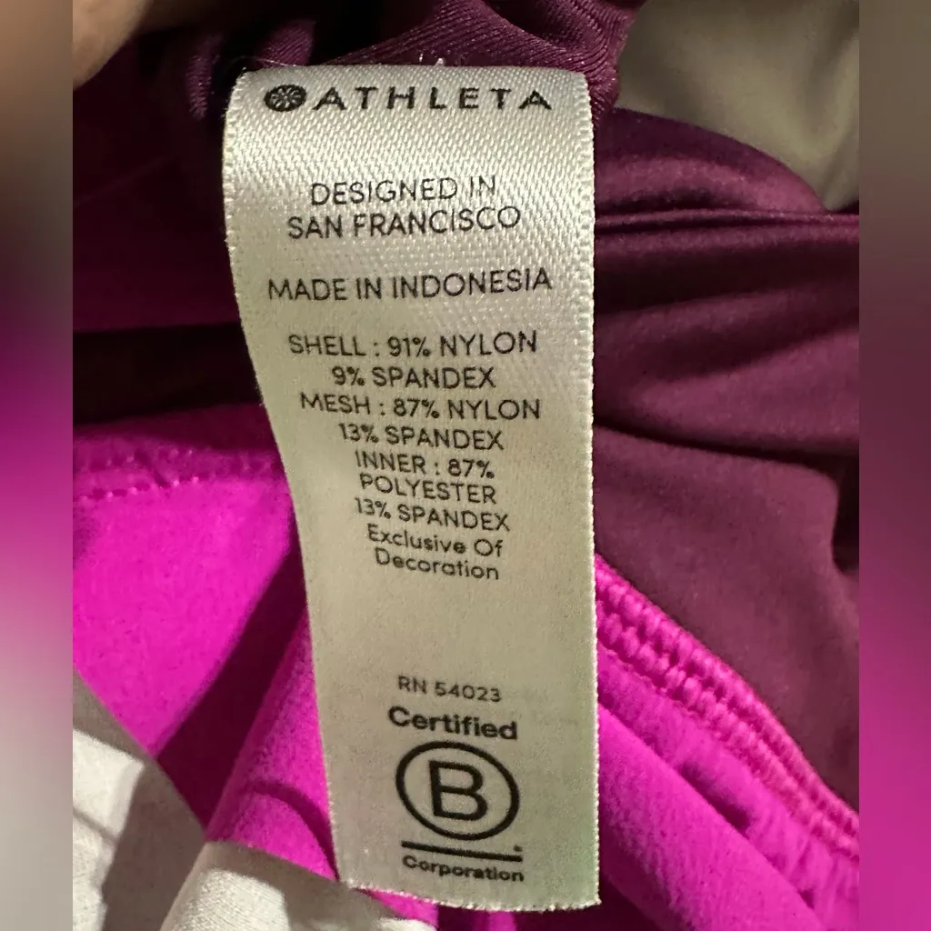 ATHLETA running free color block athletic shorts size Medium lined inside pink - Image 10