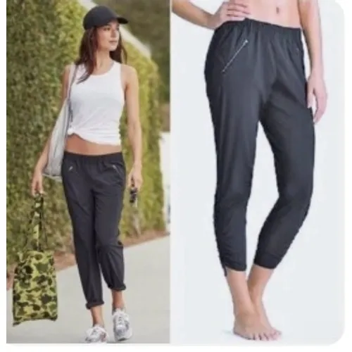 Athleta Black Aspire Ankle Pant Size 4 Joggers Track Pants Zip Pockets - Image 2