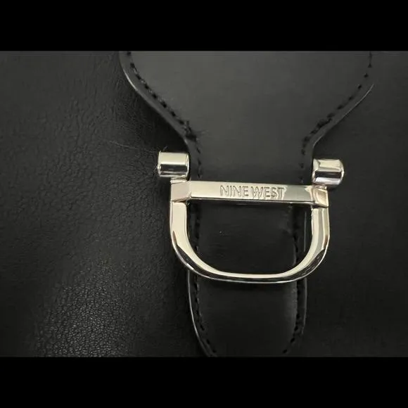 Nine West Crossbody/Shoulder Strap Purse - Image 2