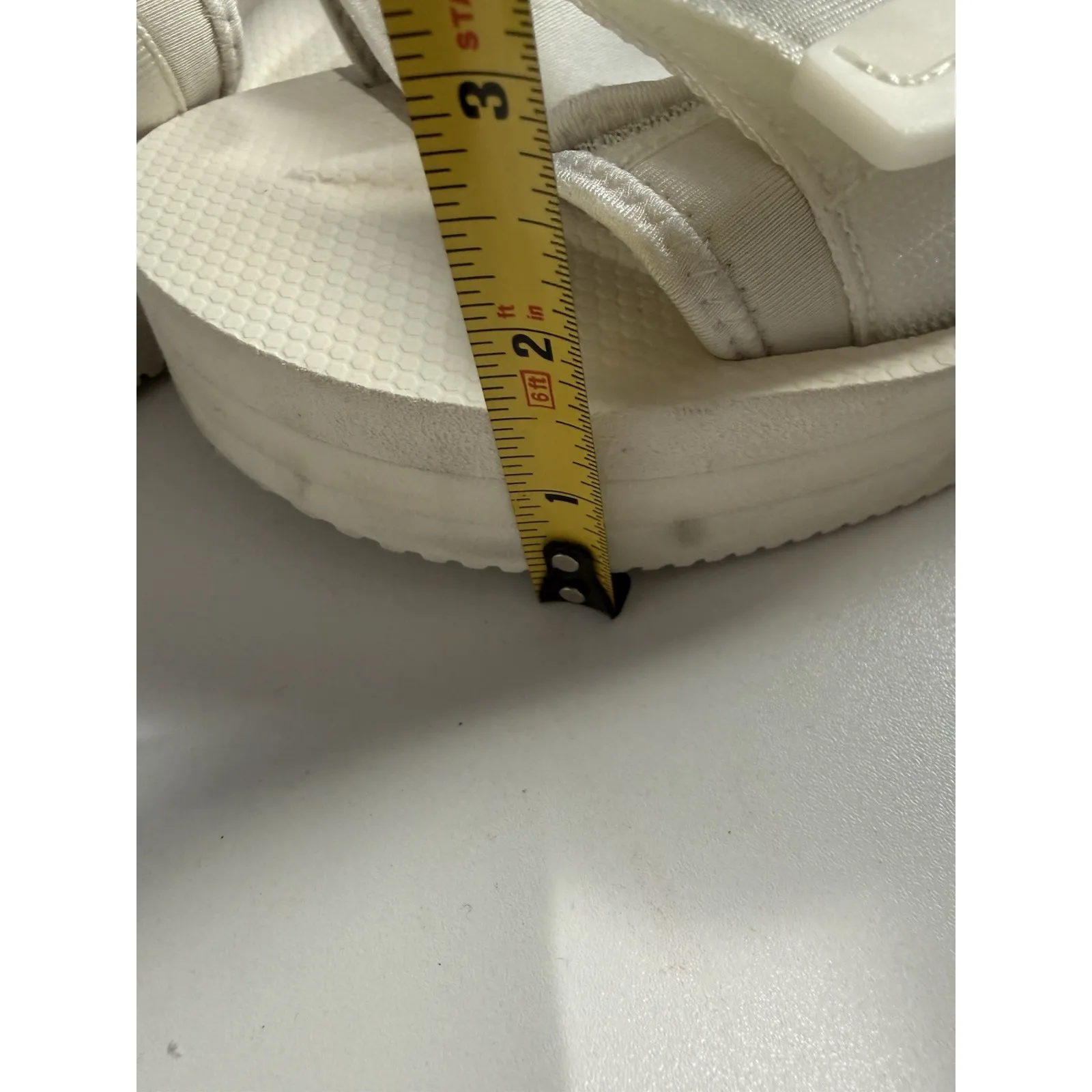 Suicoke Women's White Flipflops Size 8 Comfort Vibram Soles Adjustable Straps Q - Image 6