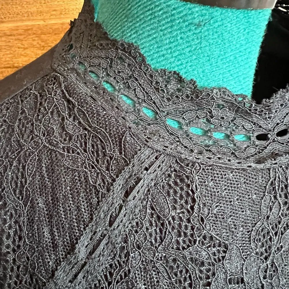 American Rag Cie Lace Blouse - Image 4