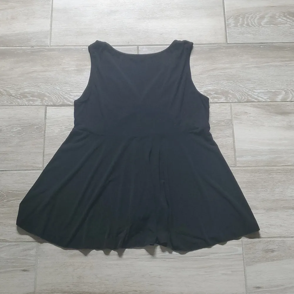 Simply Irresistible Deep V Neck Sleeveless Blouse Black Size 2X - Image 13
