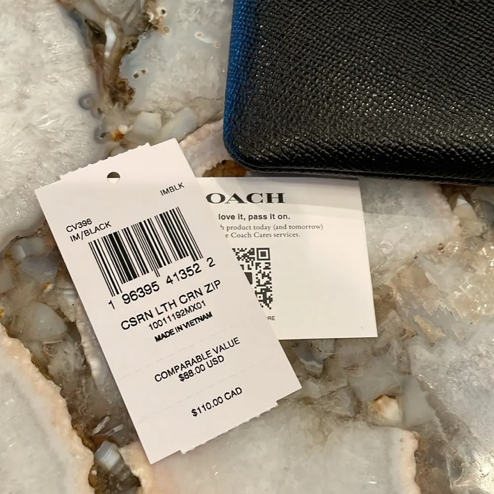 Coach Corner Zip Wristlet NWT - Image 6