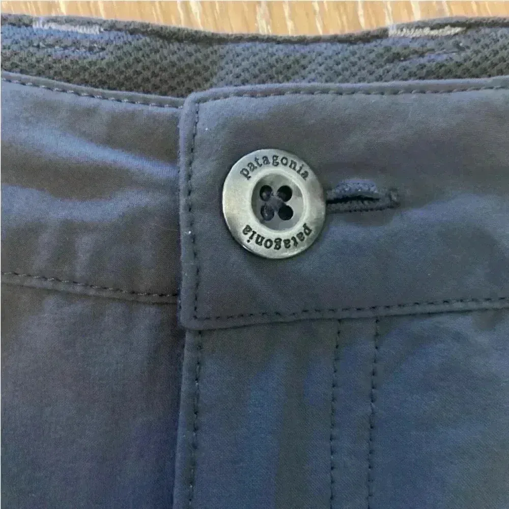 Patagonia Women's Quandary Shorts Size 4 Rock Craft Gray‎ Hiking  5" Inseam - Image 5