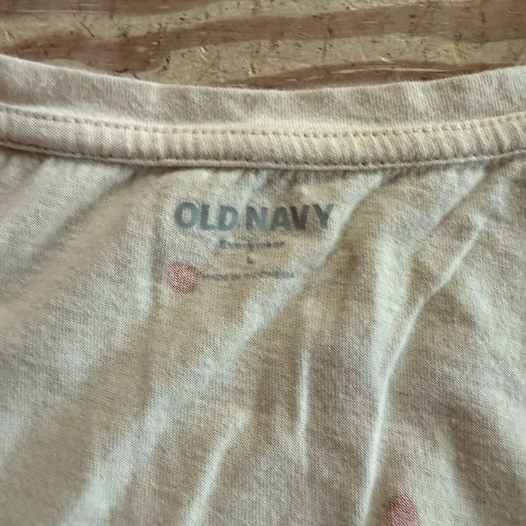 Old navy strawberry print tank top size large - Image 2