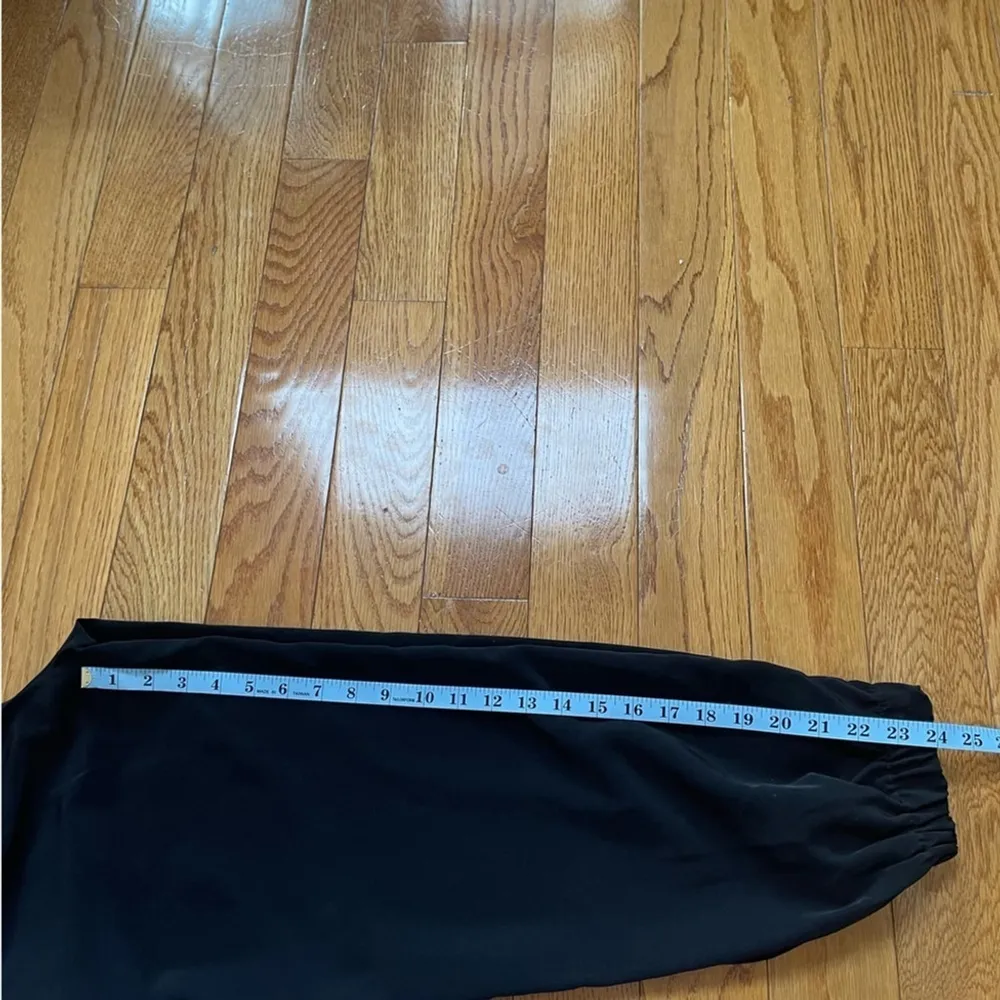 H&M RARE colorblock jumpsuit romper sleeveless silky beige black Sz US 6 - Image 13