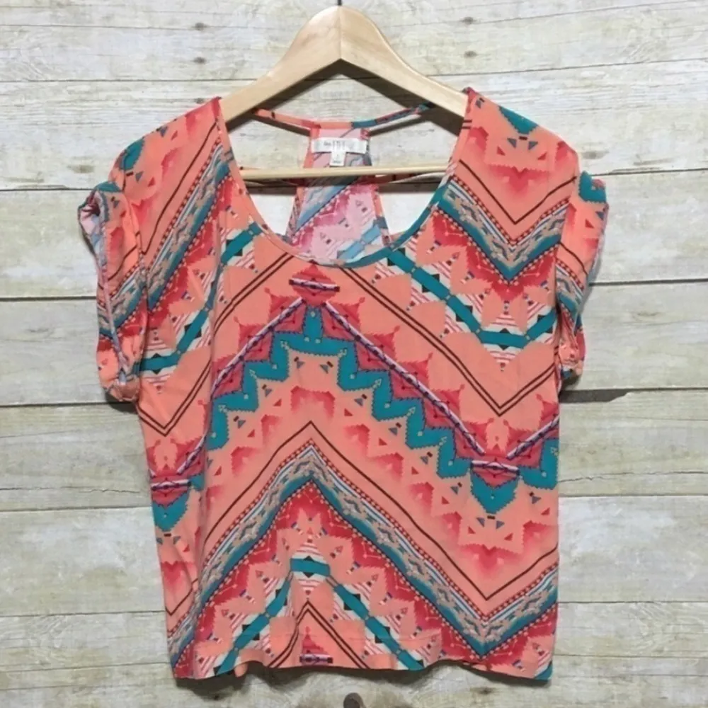 Love, Fire Southwest Strappy Cut Out Back Top Size small Pink - Image 2