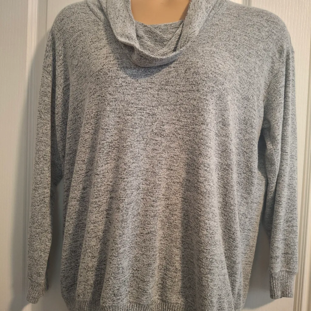 Torrid Super Soft By  00 Gray Women's Sweater - Image 7