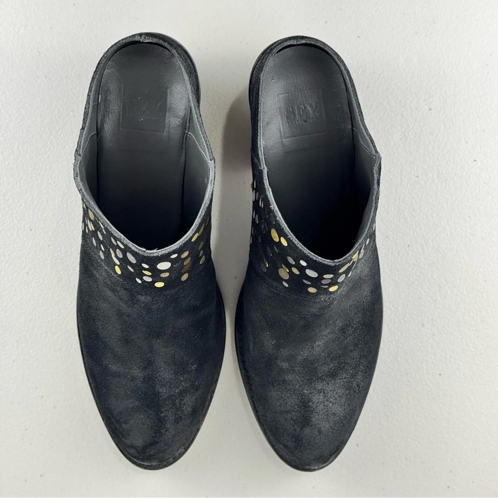 Seychelles SEY Collection Studded Black Distressed Leather Mules Women’s Size 8 - Image 11