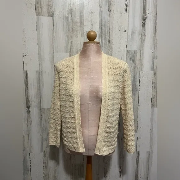 VINTAGE LeRoy Butter cream Cardigan Size small see‎ measurements - Image 2