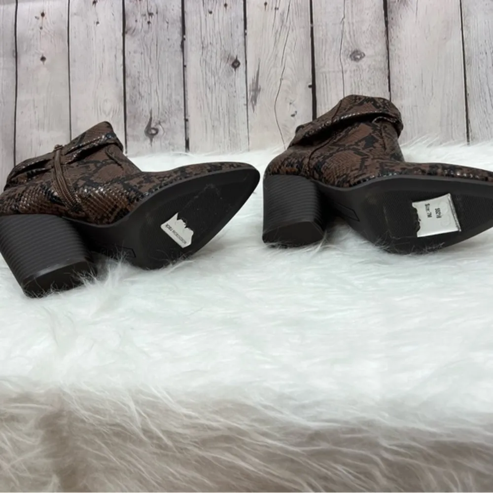 Seven Dials Halsey Brown Snake Print Slouch Western Booties 7 - Image 11