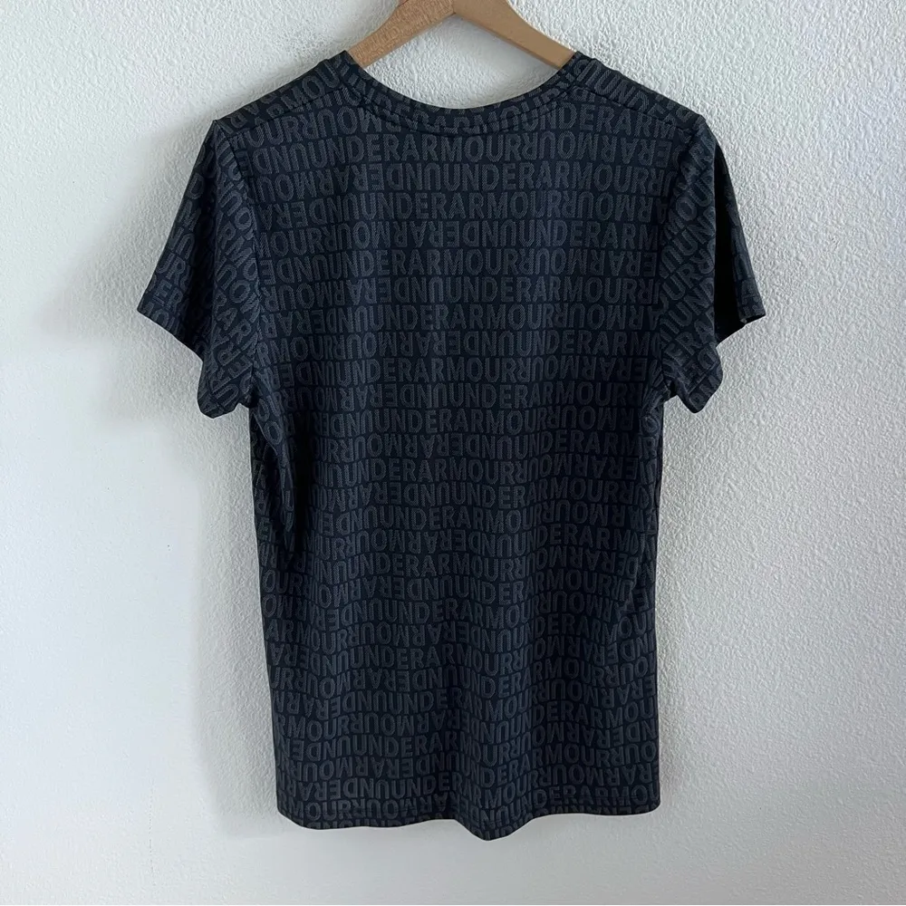 Under Armour Heatgear Loose Graphic Spellout V Neck Top Large - Image 2