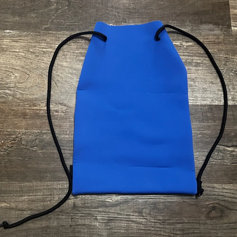 FINAL PRICE Triangl Blue Drawstring Bag - Image 5