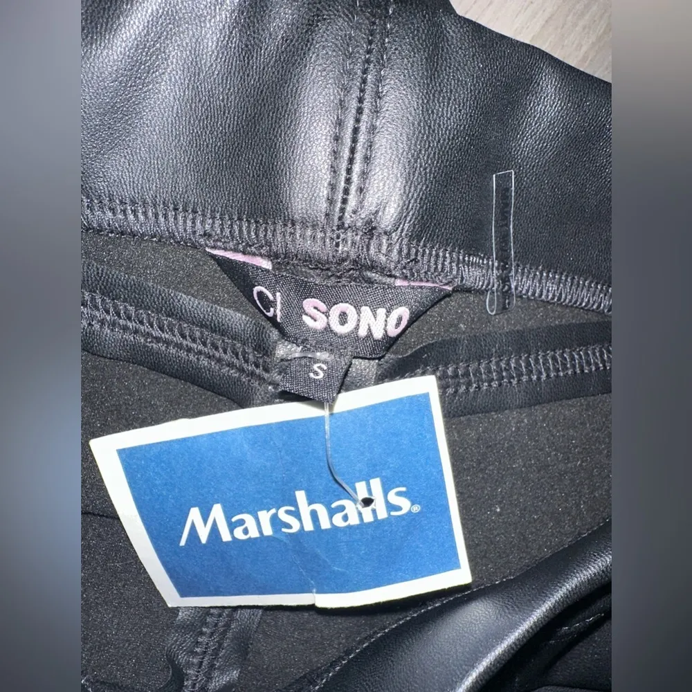 NWT Ci Sono Faux Leather Straight Leg Leggings Women’s Elastic Trim Skinny Pants - Image 6