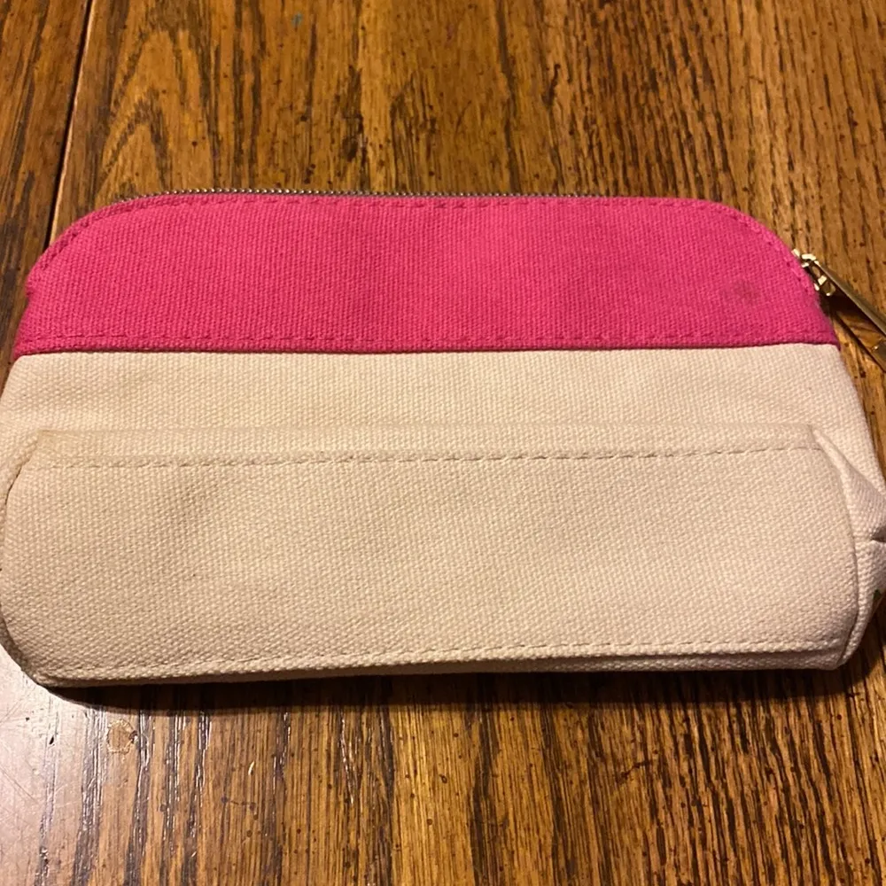 Marc Jacobs cosmetics bag - Image 3