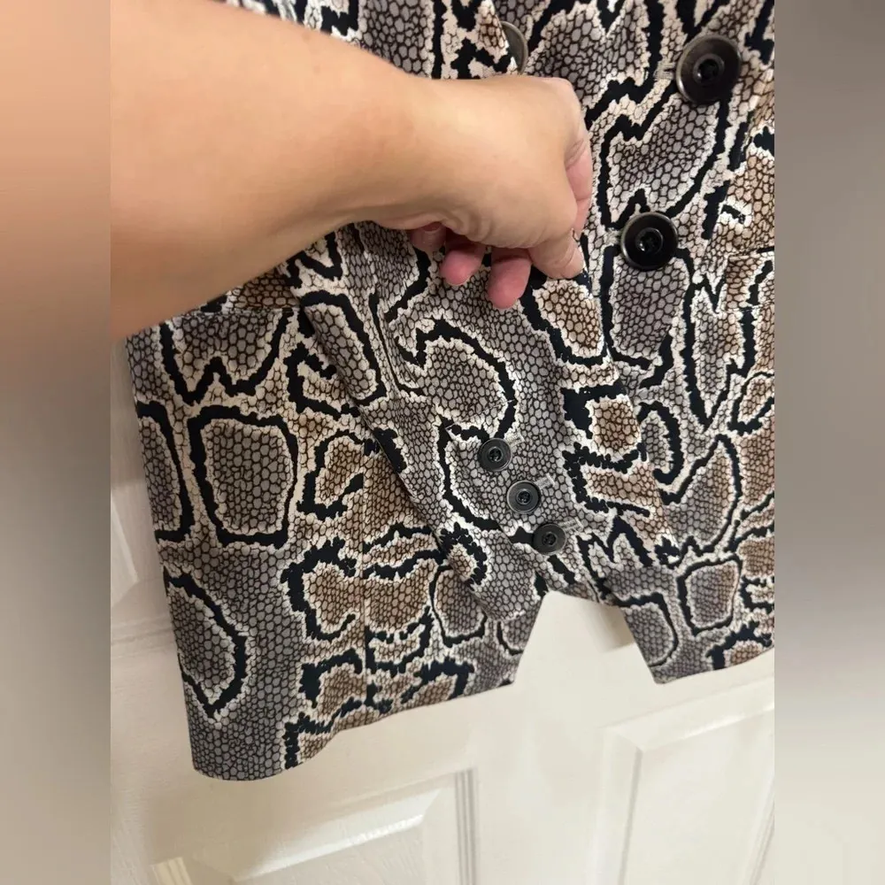 Cabi Samantha Python Snakeskin Doublebreasted Blazer Office Size 8 Neutrals - Image 2