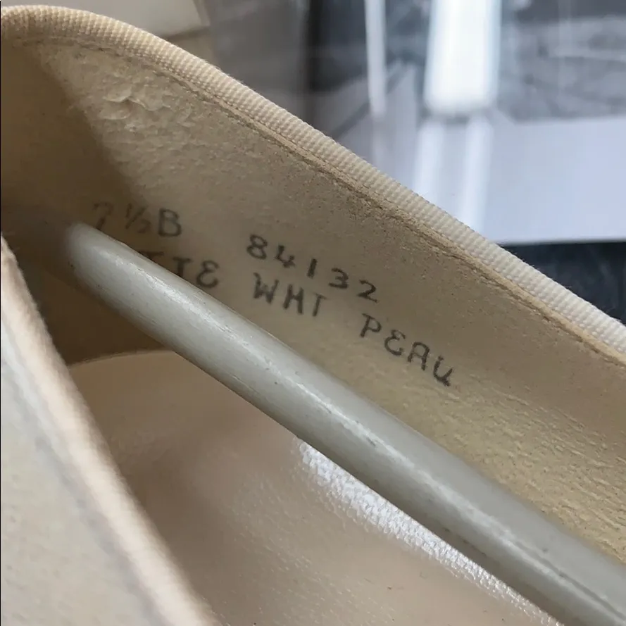 Dyeables Size 7.5  short heels (1 1/2”) - Image 7