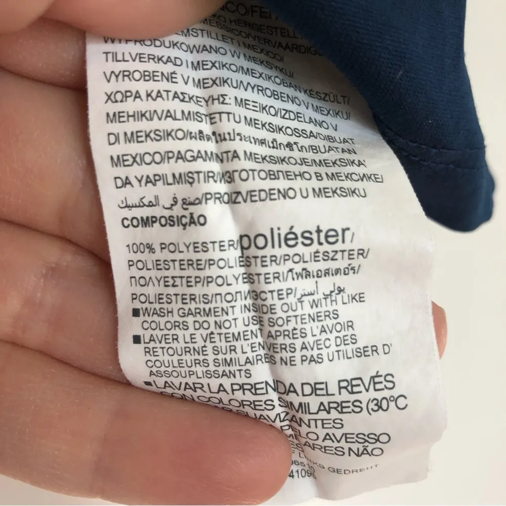 Under Armour navy blue athletic t-shirt neon orange pink logo women’s medium - Image 3