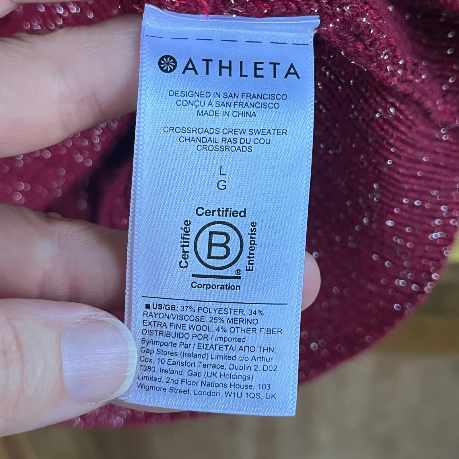 Athleta Women's Red & Silver Sparkle Pullover Sweater Size L - Image 9