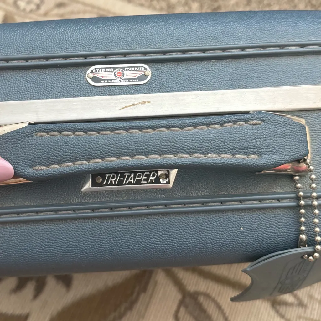 Vintage American Tourister Suitcase Overnight Luggage Blue Hard Shell Tri - Image 7