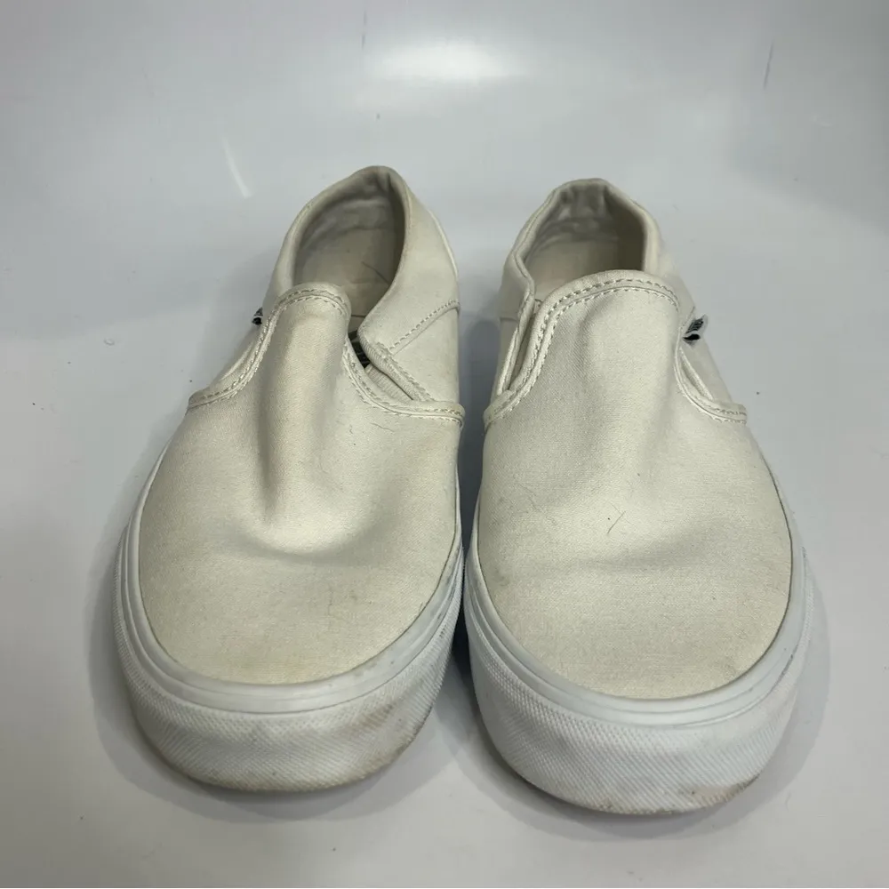 Vans off the wall all white slip‎ on sneakers women’s size 7.5 - Image 2