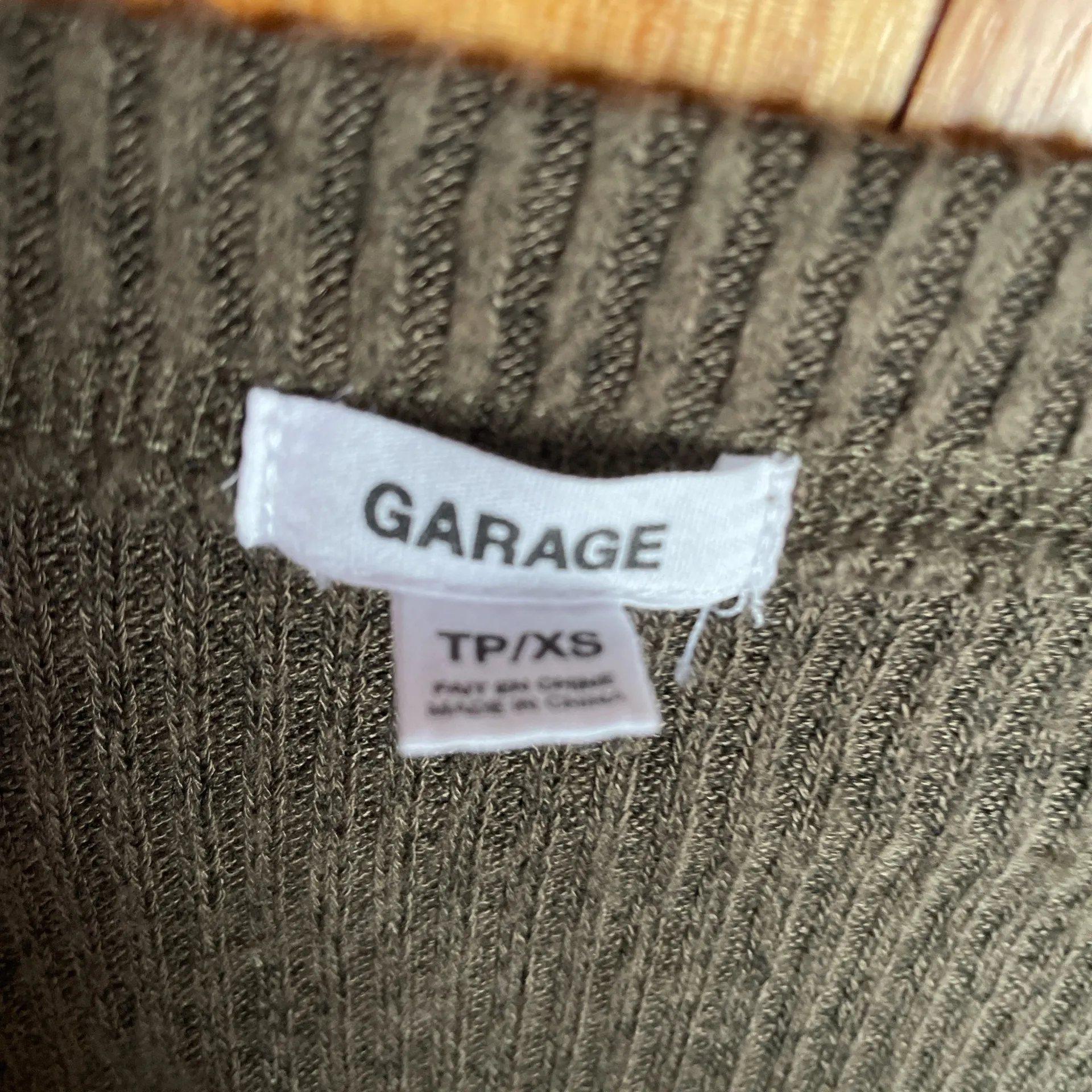 Garage Off-The-Shoulder Cropped Sweatshirt Grey - Image 2