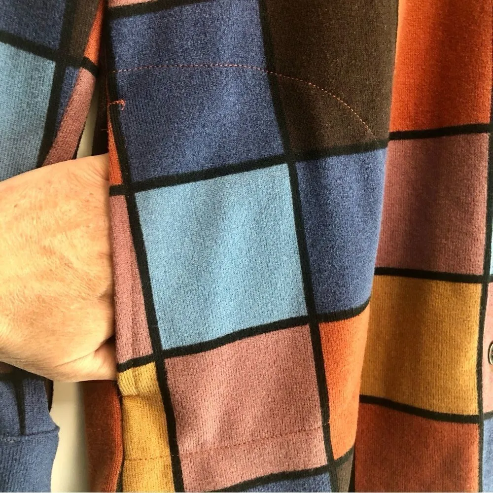 D & Co Women’s Retro Looking Stretch Long Sleeve Button Up Blouse with Pockets Size undefined - Image 2