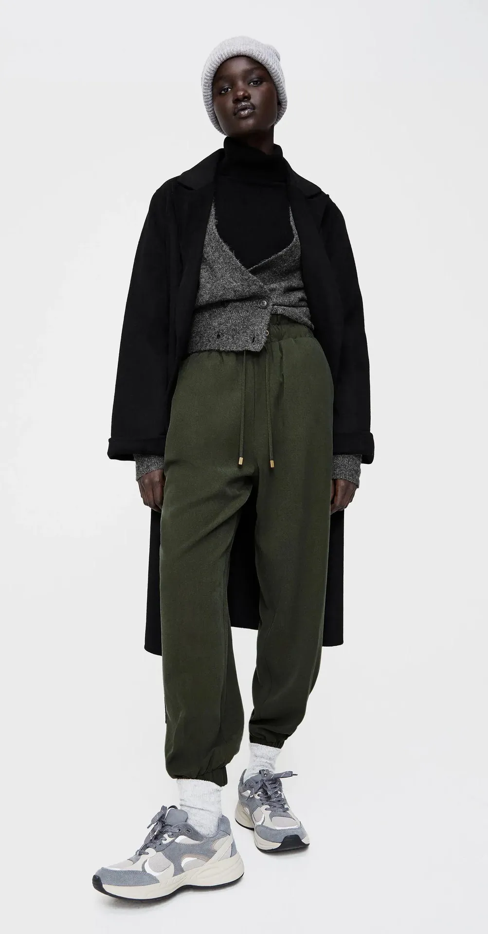 NWT  Paperbag Jogger Khaki High-Waisted Pants - Image 2