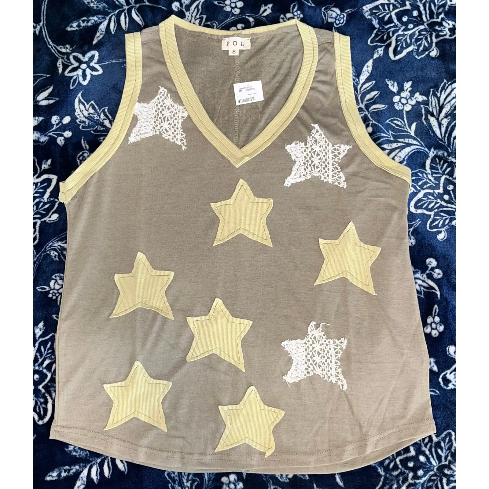 NWOT! POL Star Patch Tank Top - Image 5