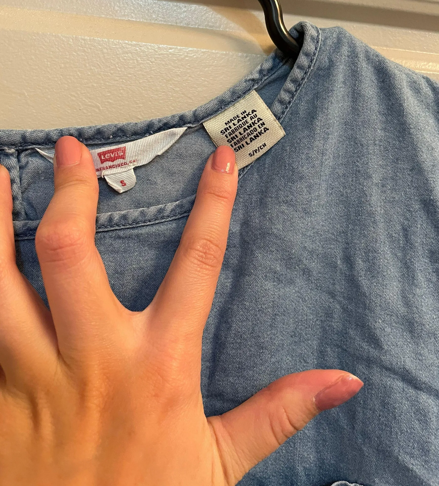 Levi's Denim Top - Image 4