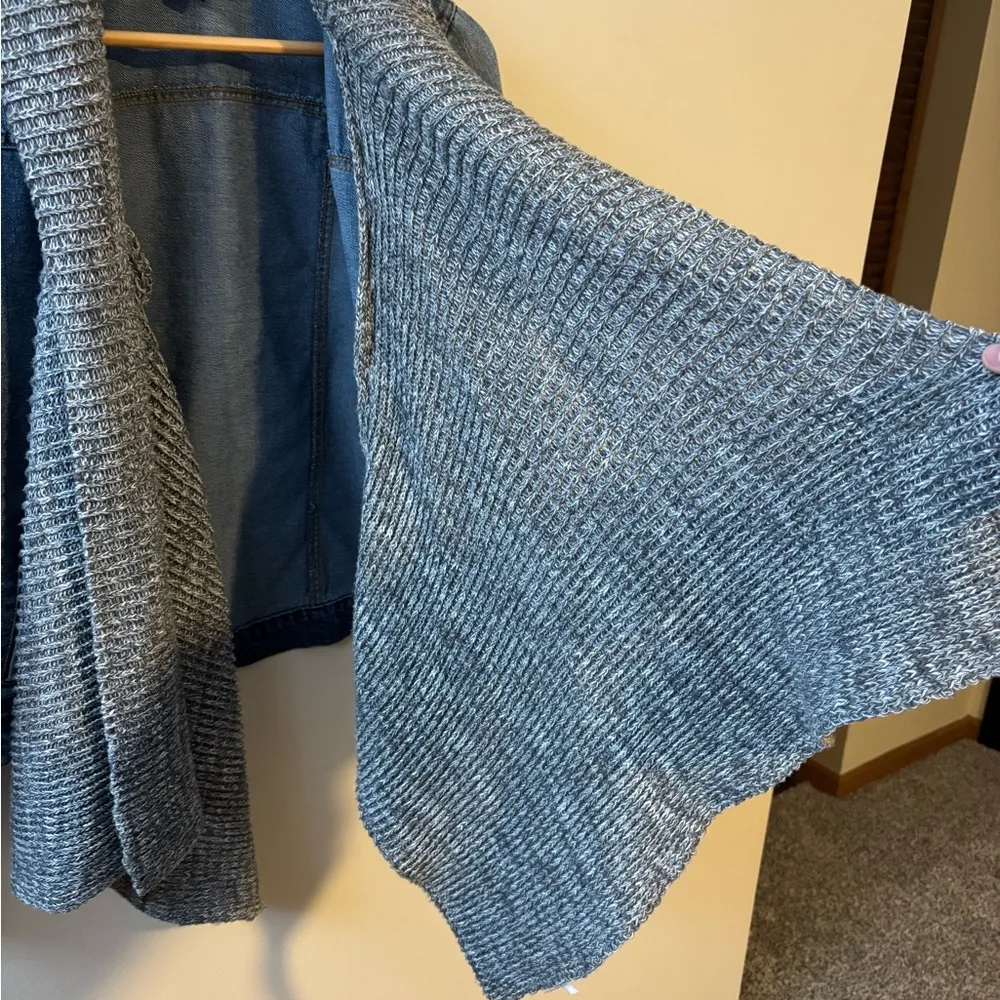 BKE Denim Jacket with Knit Collar - Image 8