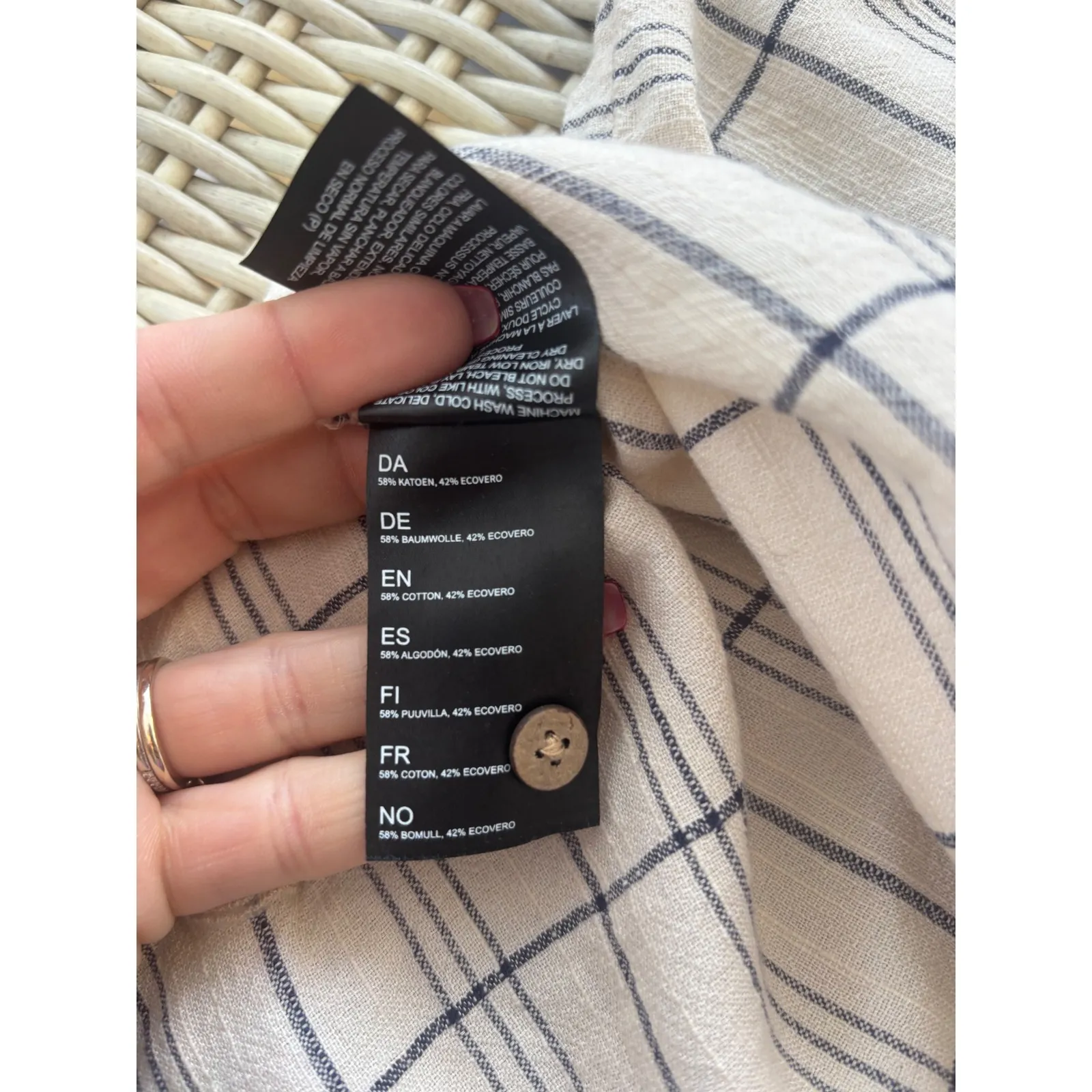 Kuhl Wylde Shirt Medium gorpcore layered hiking outdoors button up athleisure - Image 8