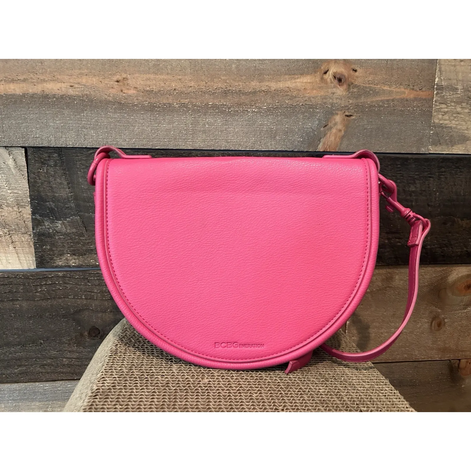 BCBGeneration‎ Magenta Crescent Crossbody Purse EUC - Image 2