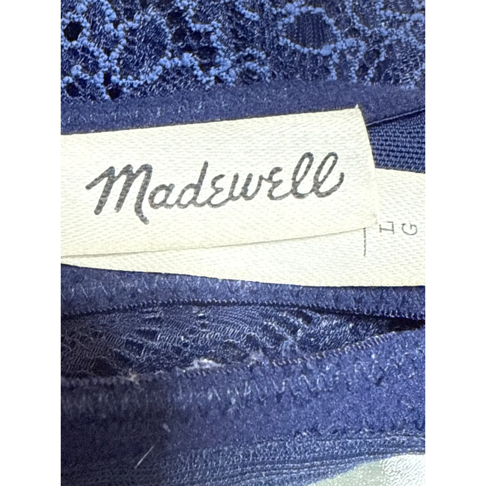 Madewell Women's Navy Blue Sleeveless Adjustable Floral Lace Bra Top Size L - Image 3