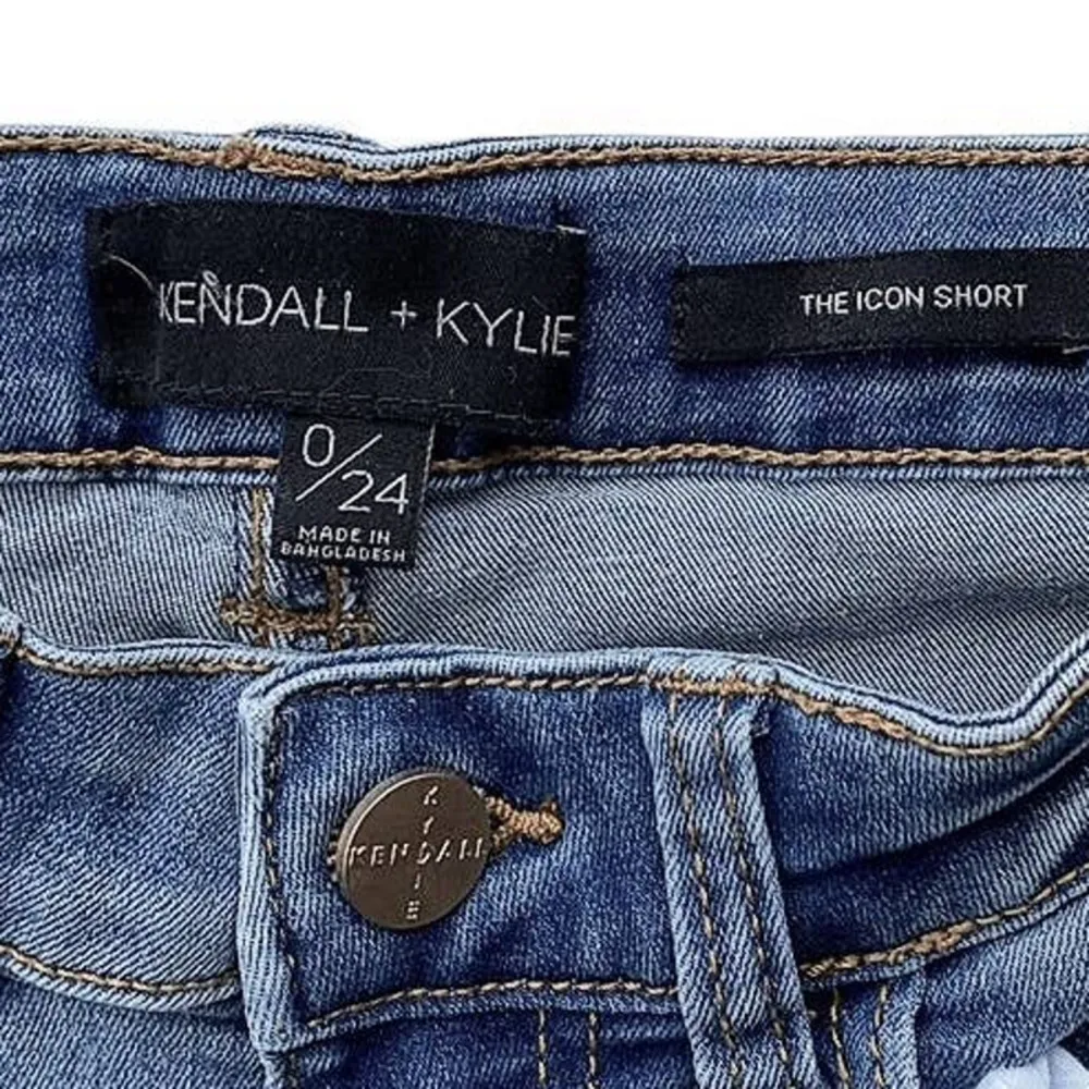 KENDALL + KYLIE Denim Blue Jean Shorts ' The Icon Short ' ~ Women's Size 0 / 24 - Image 5