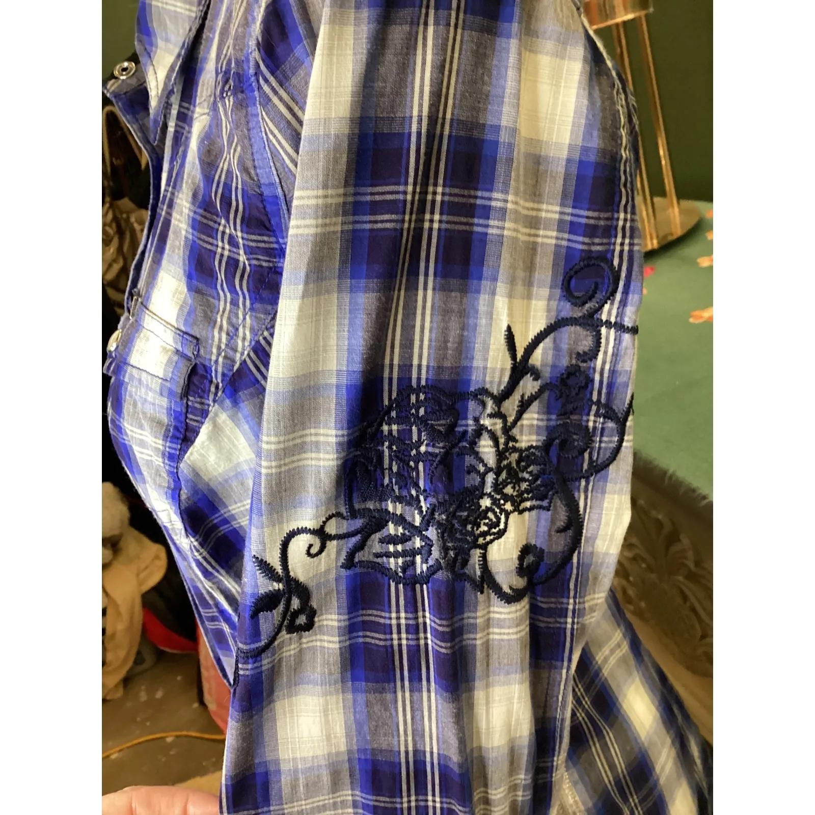 G by Guess Womens Blue Plaid Snap Button Western Shirt Embroidered Size Medium - Image 2