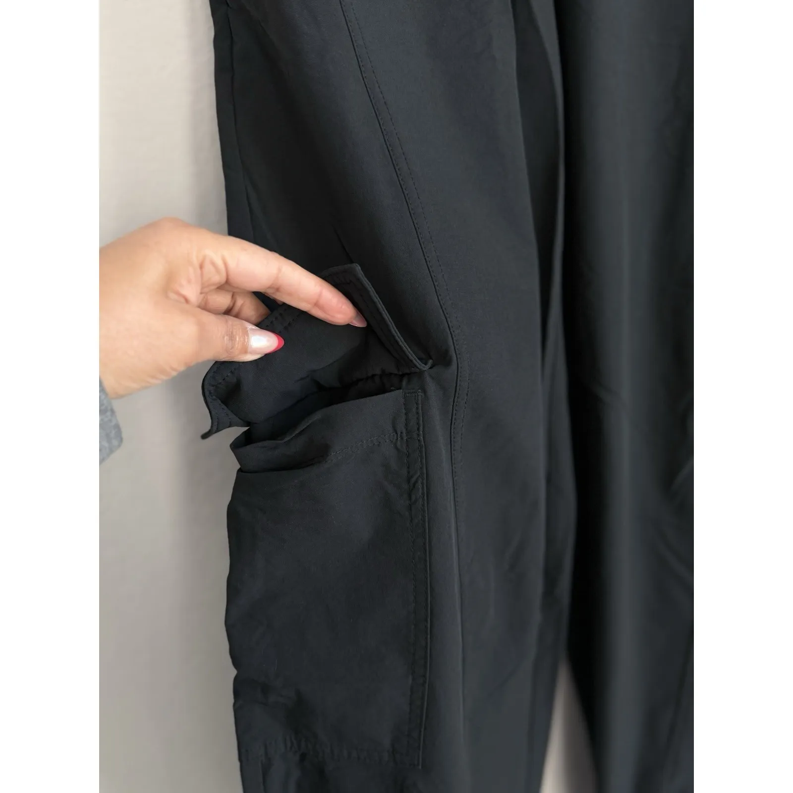 JoyLab Pants Women Size M Black Mid Rise Woven Cargo Cinched Drawstring Athletic - Image 9