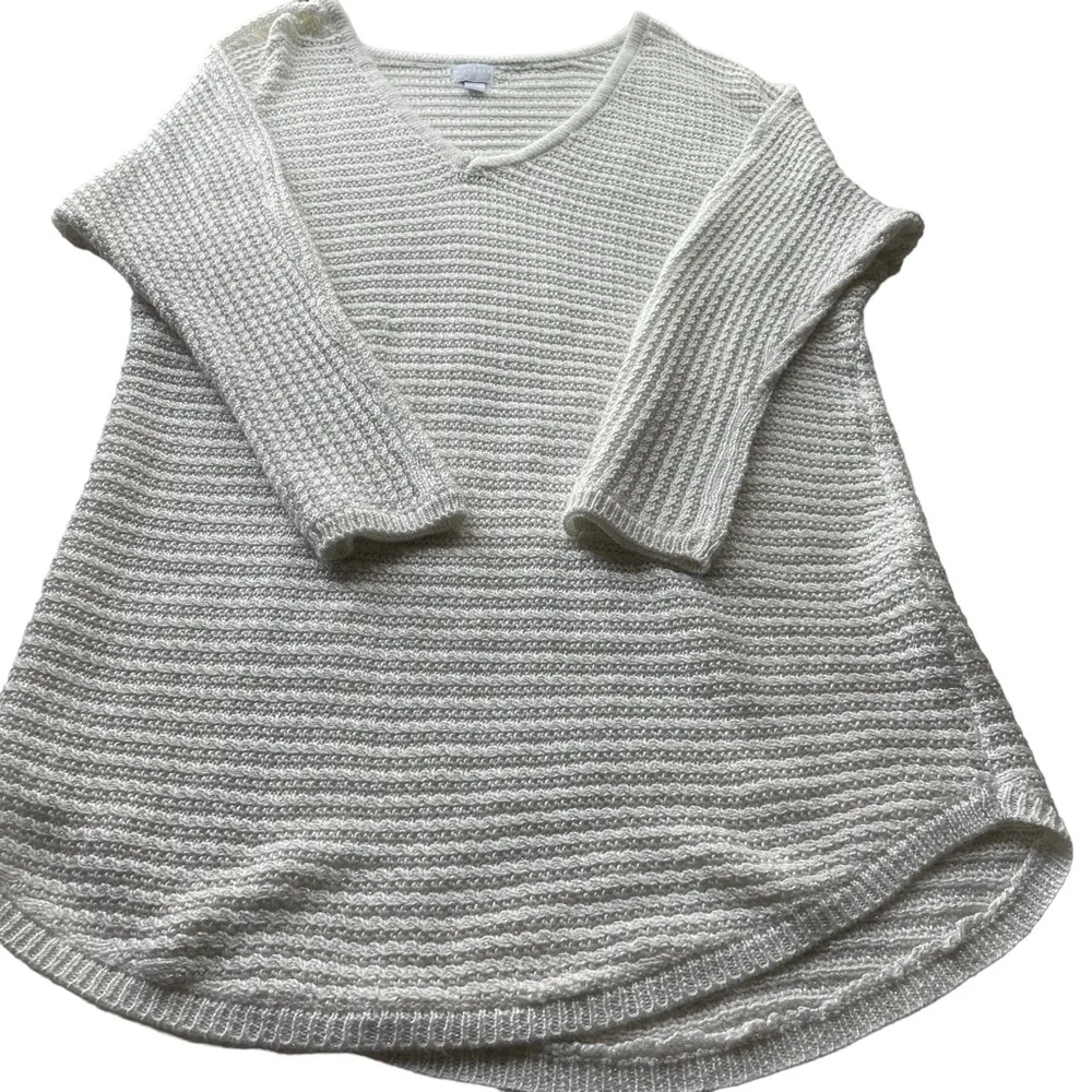 SOHO New York & Co Tunic Sweater Cable knit white medium V-neck workwear - Image 3