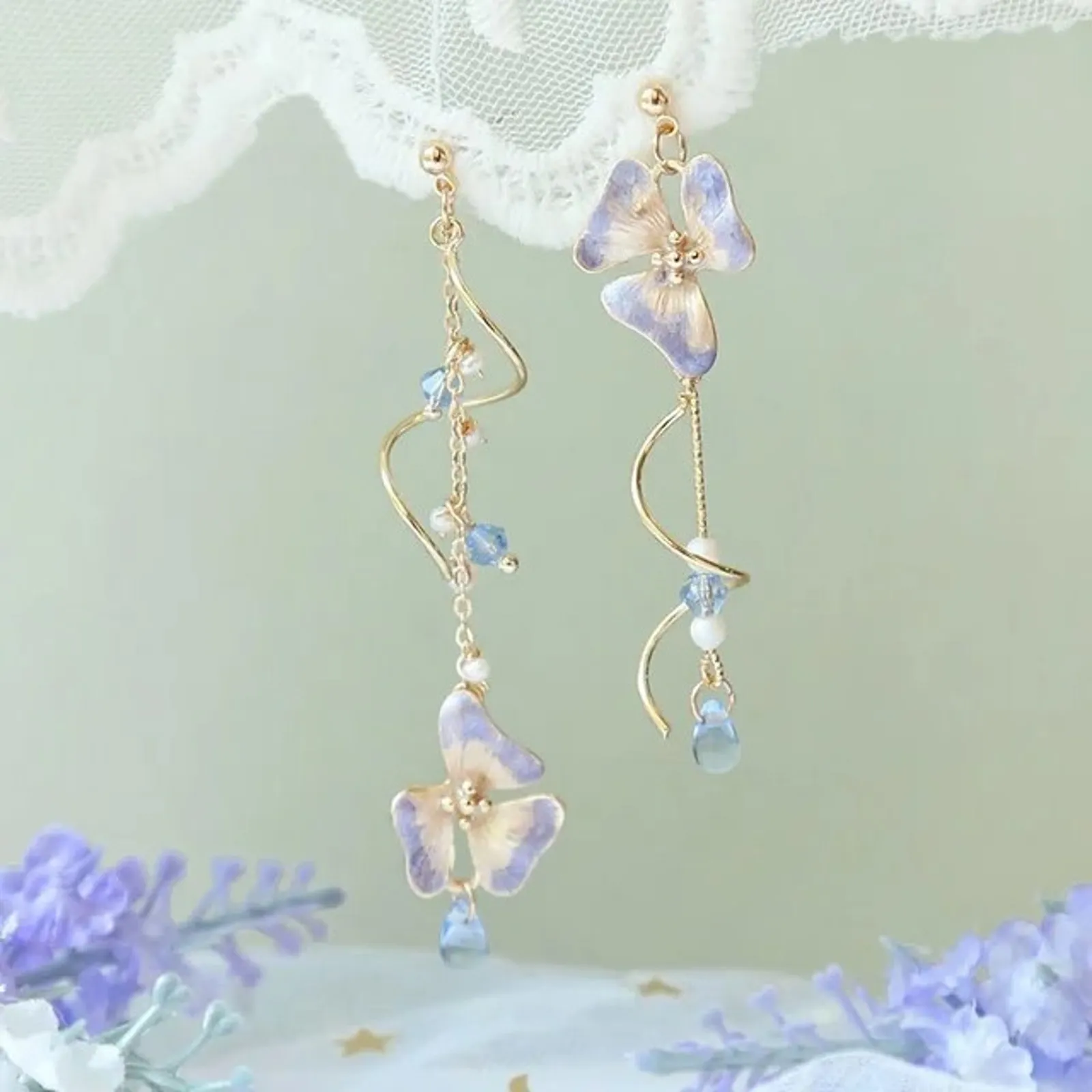 Victorian Lolita EGL Fairycore Blue Flower Golden Asymmetrical Hanging Earrings Gold - Image 2