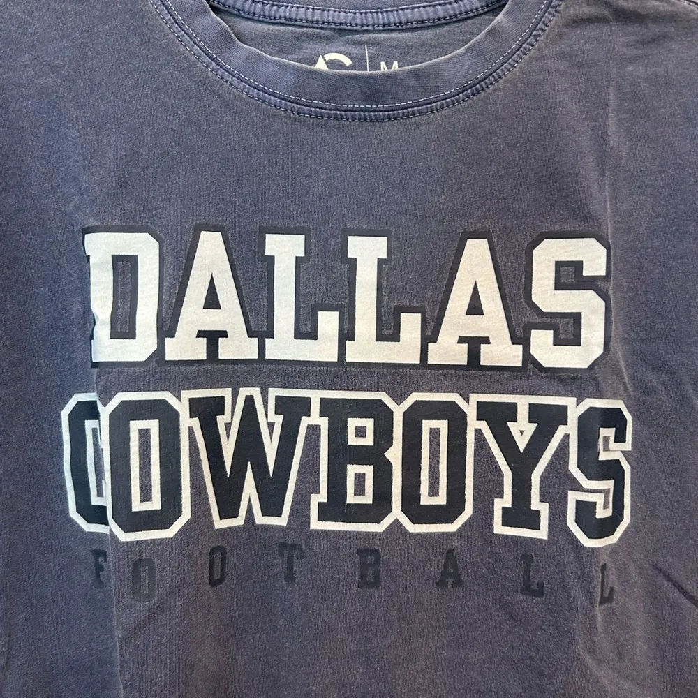 Dallas Cowboys Football Navy Blue Graphic Tee - Image 3