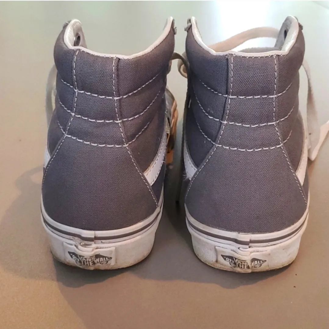 Light Gray Vans Sk8-Hi Skate Shoe -Vans Classic Sneakers (Unisex) - Image 4