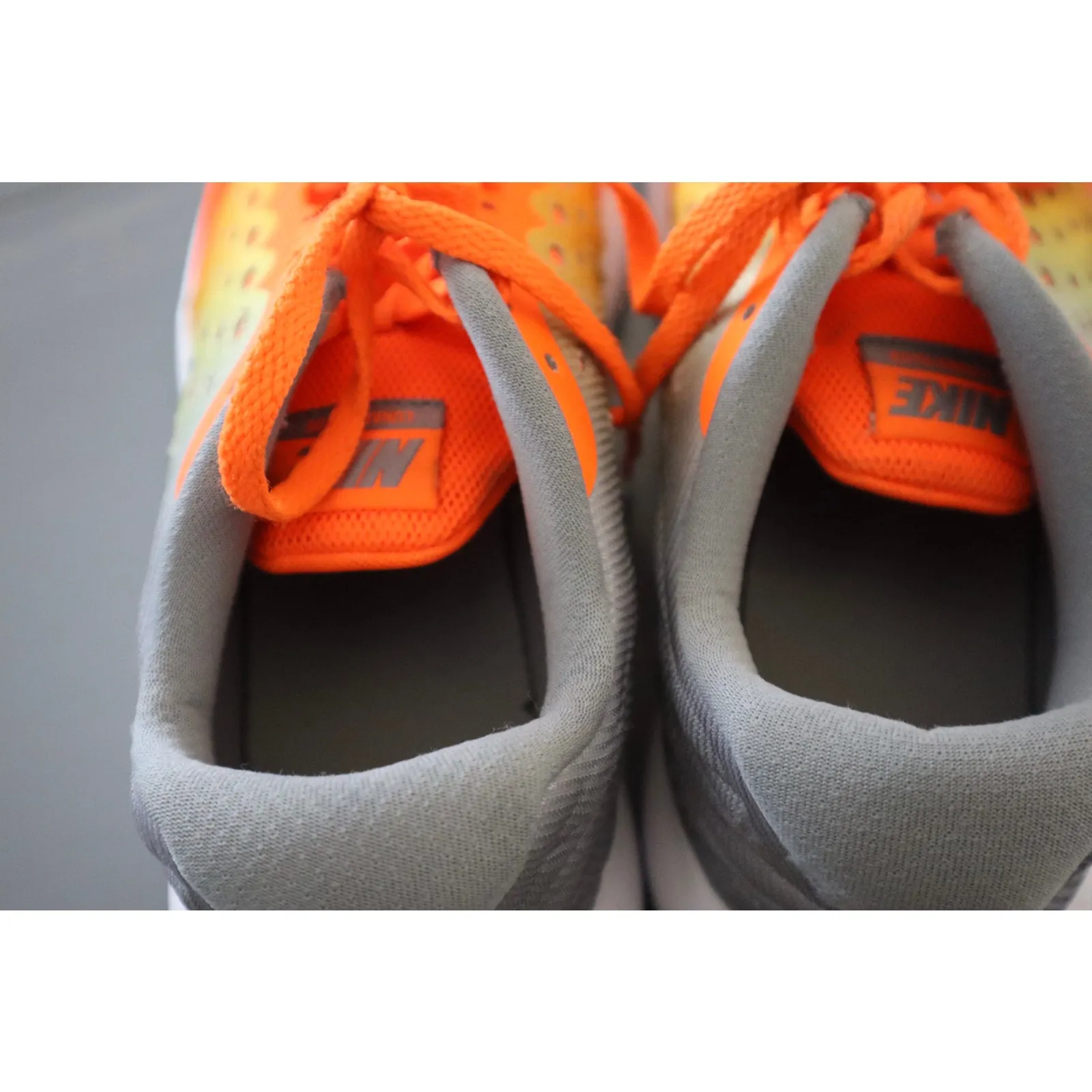 Neon Orange/Gray Nike 6.5y Lunarstelos Running Shoes - Image 4