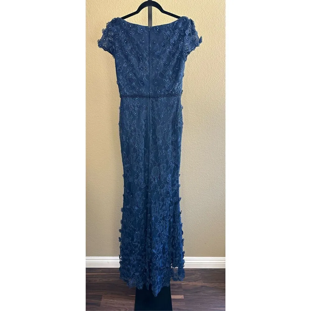 MAC DUGGAL FLORAL APPLIQUE BOAT NECK SHORT SLEEVE GOWN 67711 MIDNIGHT BLUE SIZE - Image 4