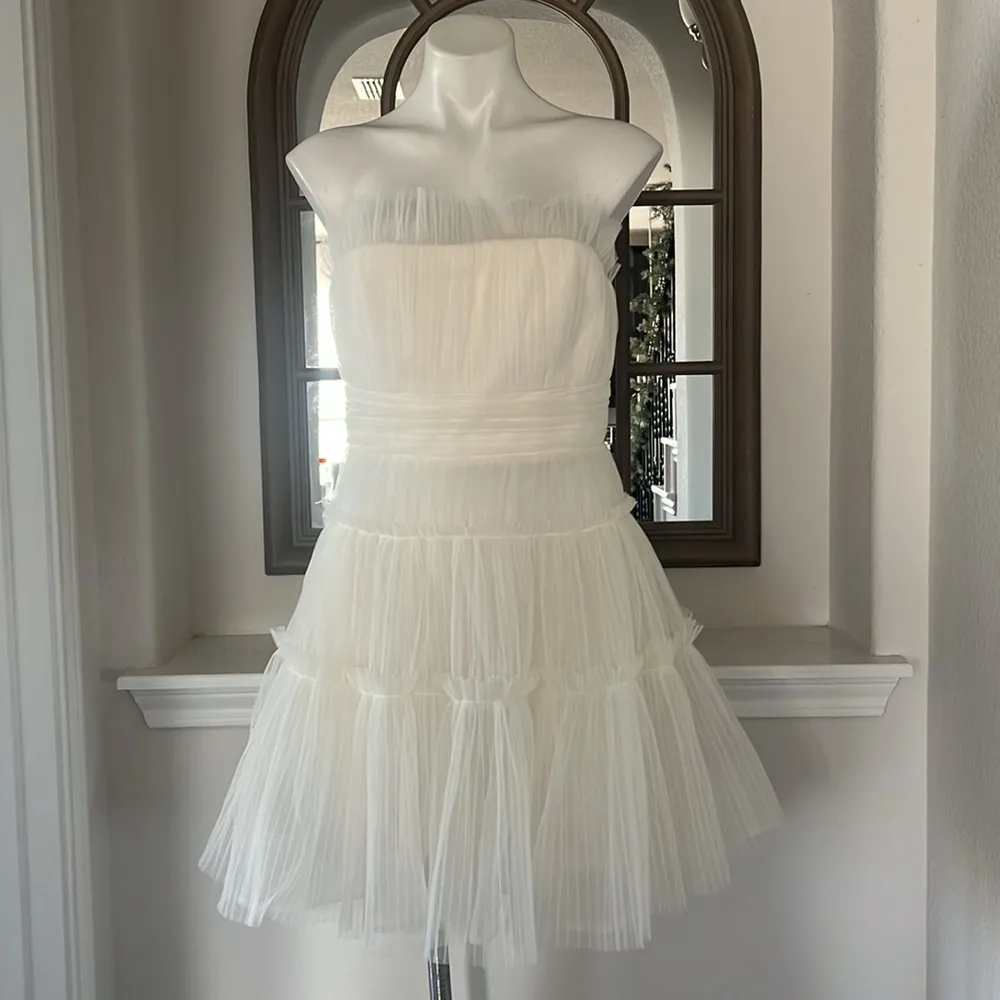 BCBGMaxazria Strapless Tiered Tulle Mini Dress Size 12 New w/Tag ONLINE for $398 - Image 7